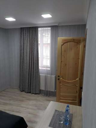 Гостевой дом Vardzia Ахалцихе Двухместный номер с 2 отдельными кроватями и ванной комнатой-12